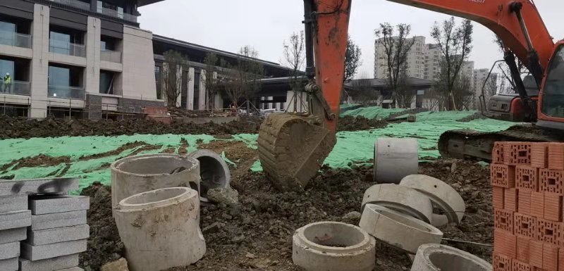 成都會群水泥制品廠供应成都锦城湖酒店检查井和水泥盖板4